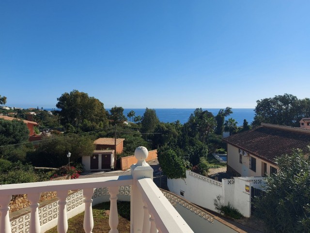 Villa avec 4 Chambres  à Manilva