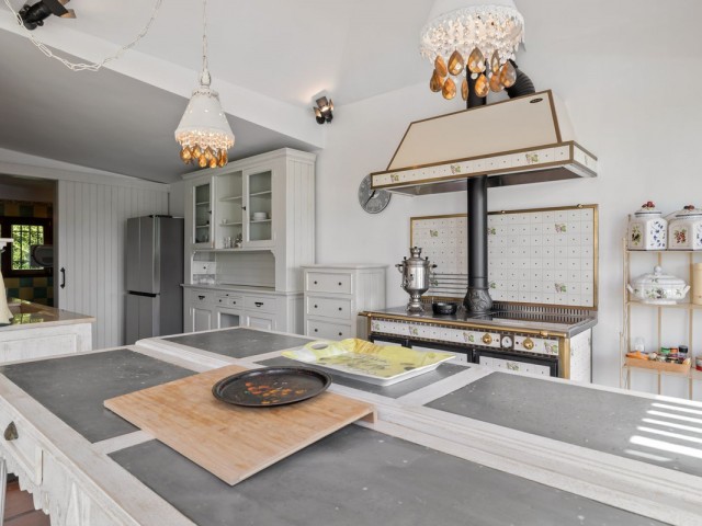 6 Slaapkamer Villa in Marbesa