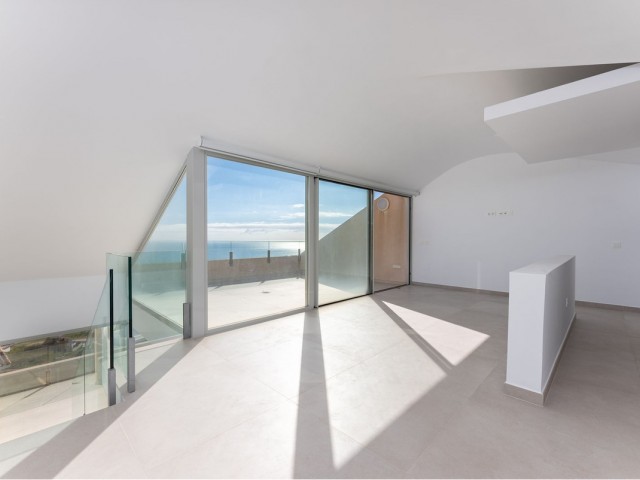 3 Bedrooms Apartment in Benalmadena Pueblo