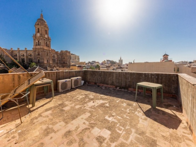 Commercial avec 0 Chambres  à Málaga