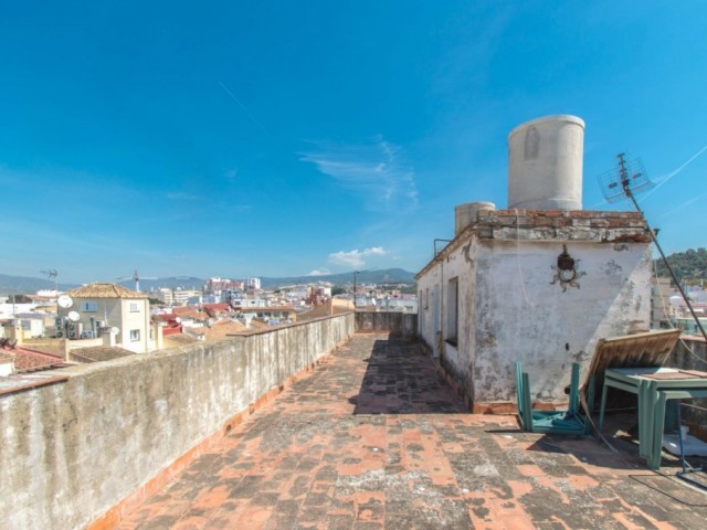 Commercial avec 0 Chambres  à Málaga