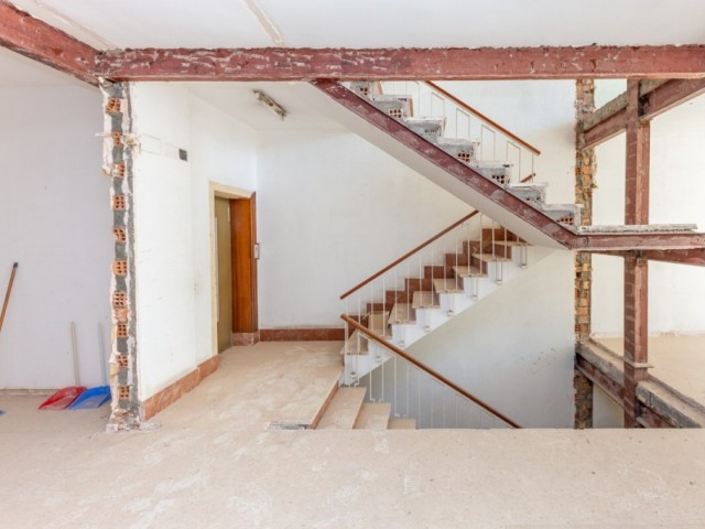 Commercial avec 0 Chambres  à Málaga