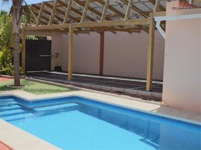 6 Bedrooms Villa in Torremolinos
