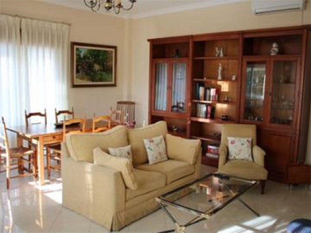 6 Bedrooms Villa in Torremolinos