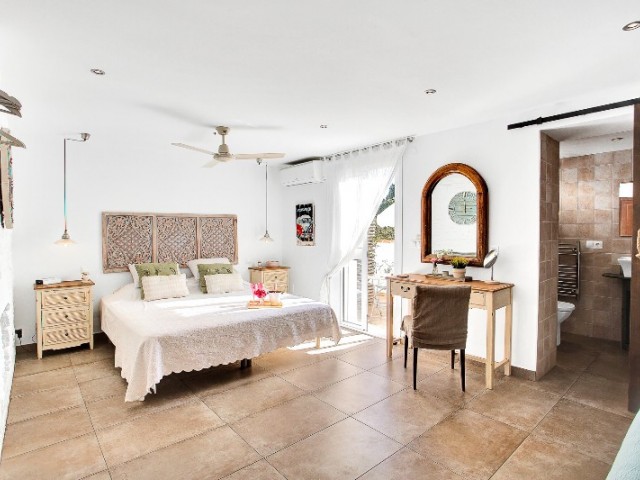 6 Schlafzimmer Villa in Marbesa