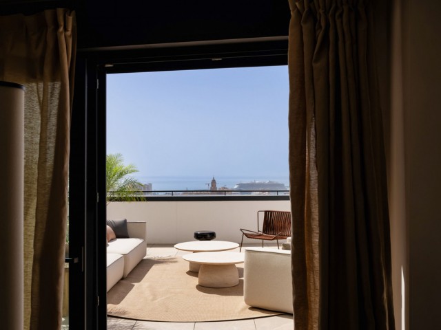 4 Bedrooms Apartment in Málaga Centro