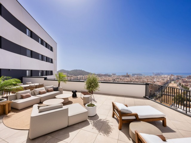 4 Bedrooms Apartment in Málaga Centro