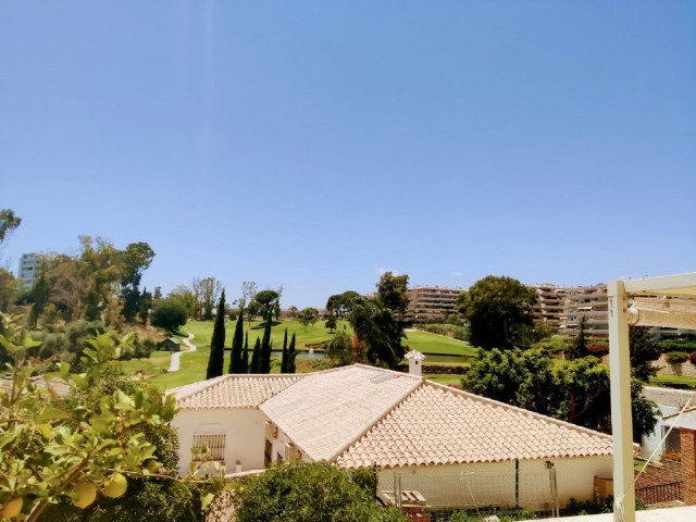 Appartement avec 2 Chambres  à Guadalmina Alta