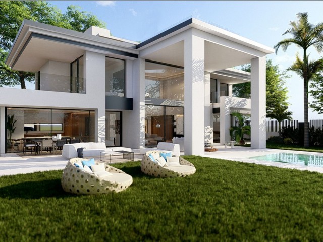  Plot in Puerto Banús