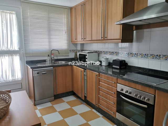 Leilighet, Aloha, R4889482