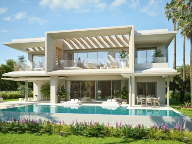 4 Bedrooms Villa in Marbella