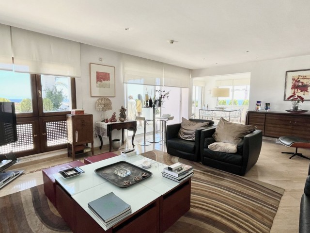 Penthouse avec 2 Chambres  à Río Real