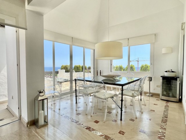 Penthouse avec 2 Chambres  à Río Real