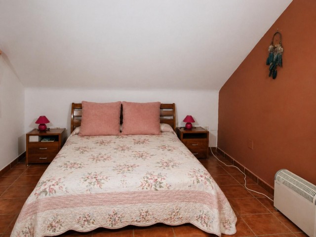 4 Slaapkamer Rijtjeshuis in Las Lagunas