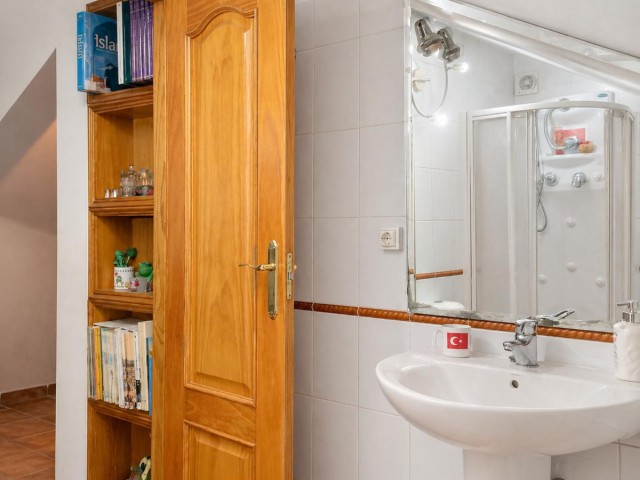4 Slaapkamer Rijtjeshuis in Las Lagunas