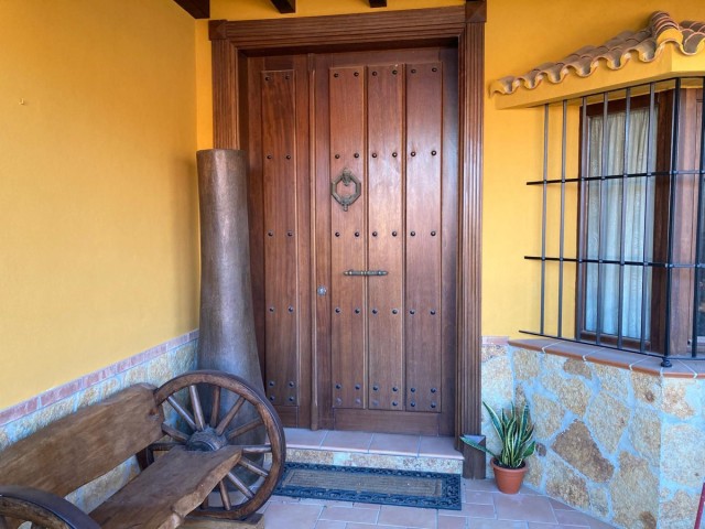 Villa avec 4 Chambres  à Mijas Costa