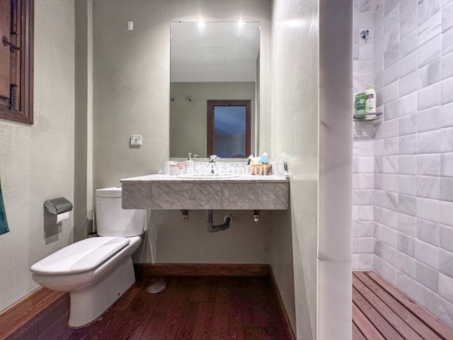 Villa avec 5 Chambres  à Ojén