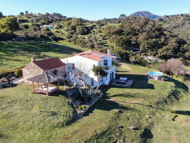 4 Schlafzimmer Villa in Casares