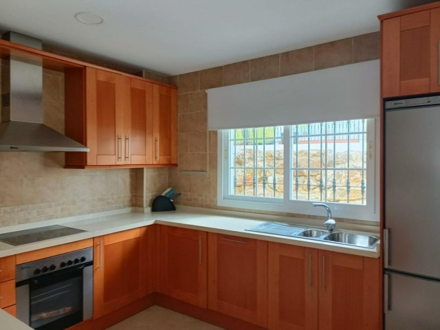 Rijtjeshuis, Alhaurín de la Torre, R4920640