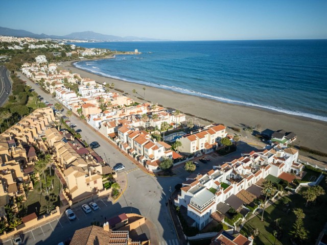 4 Soveroms Rekkehus i Casares Playa