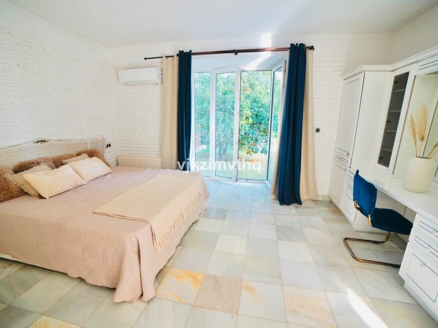 6 Schlafzimmer Villa in Benalmadena Pueblo