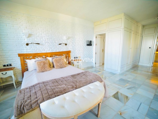 6 Schlafzimmer Villa in Benalmadena Pueblo