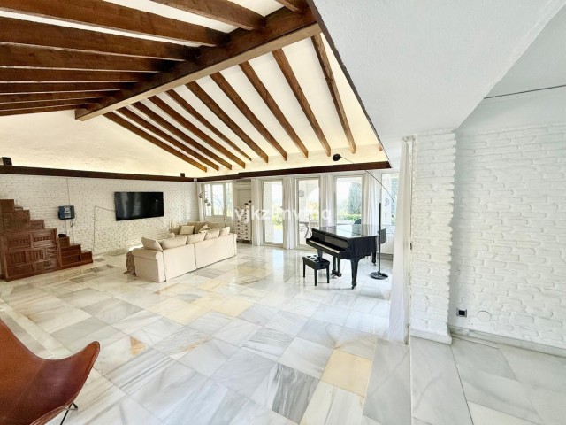 6 Schlafzimmer Villa in Benalmadena Pueblo