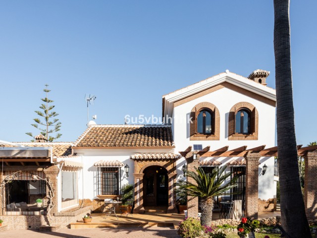 5 Slaapkamer Rijtjeshuis in Alhaurín el Grande