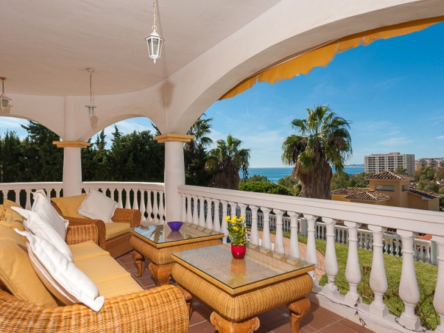 4 Schlafzimmer Villa in Benalmadena