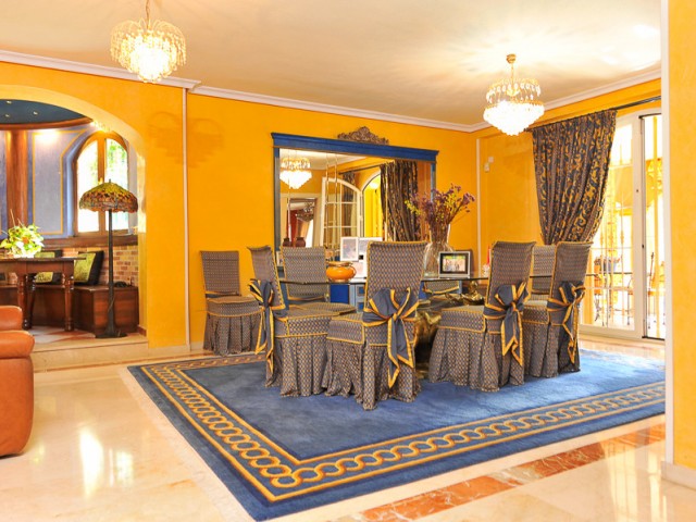 4 Schlafzimmer Villa in Benalmadena