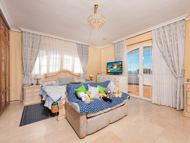 4 Schlafzimmer Villa in Benalmadena