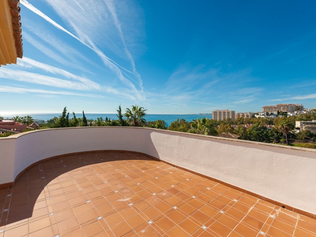 4 Schlafzimmer Villa in Benalmadena