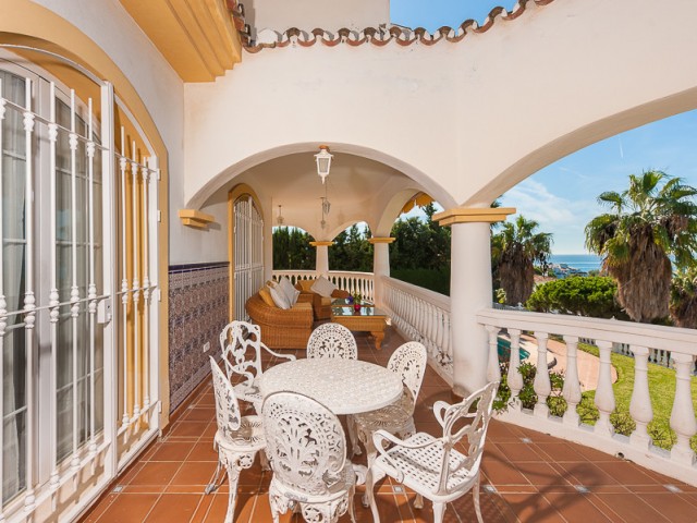 4 Schlafzimmer Villa in Benalmadena