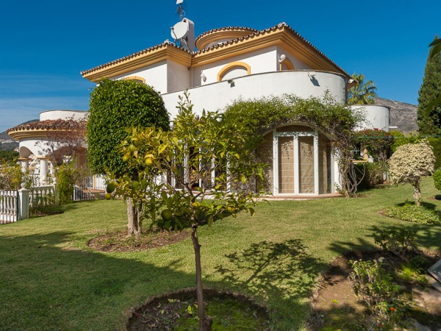 4 Schlafzimmer Villa in Benalmadena