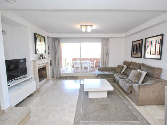 Townhouse, Cabopino, R4952701