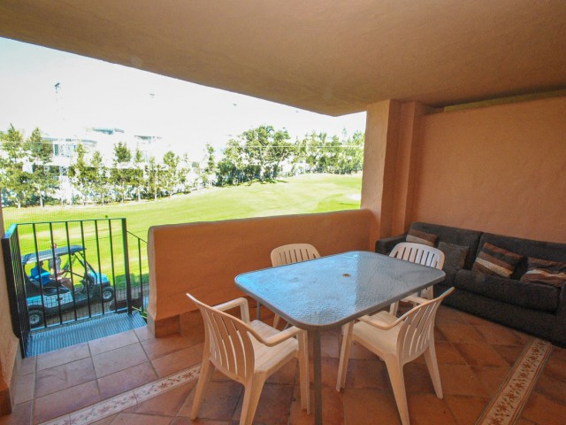 Maison mitoyenne avec 4 Chambres  à Cabopino
