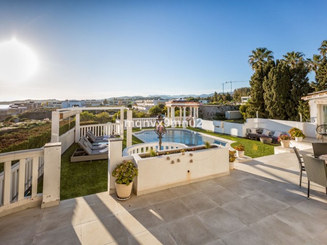 5 Slaapkamer Villa in El Chaparral