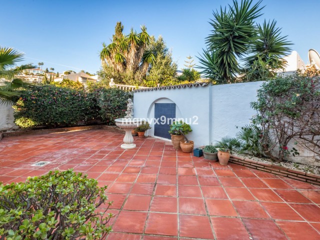 5 Slaapkamer Villa in El Chaparral