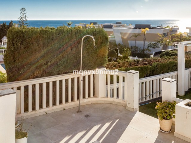5 Slaapkamer Villa in El Chaparral