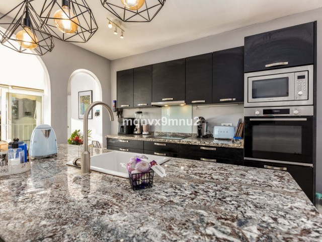 5 Slaapkamer Villa in El Chaparral