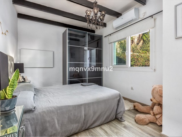 5 Slaapkamer Villa in El Chaparral