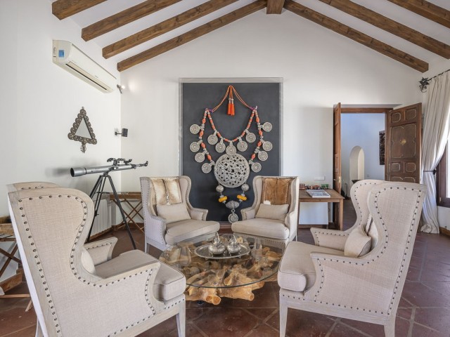 5 Makuuhuoneen Huvila Sotogrande