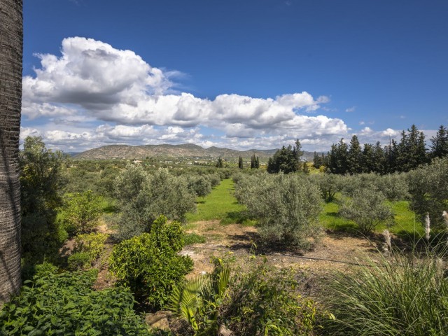 9 Soveroms Villa i Alhaurín el Grande