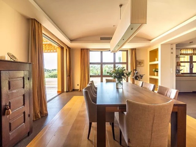 5 Makuuhuoneen Huvila Sotogrande Alto