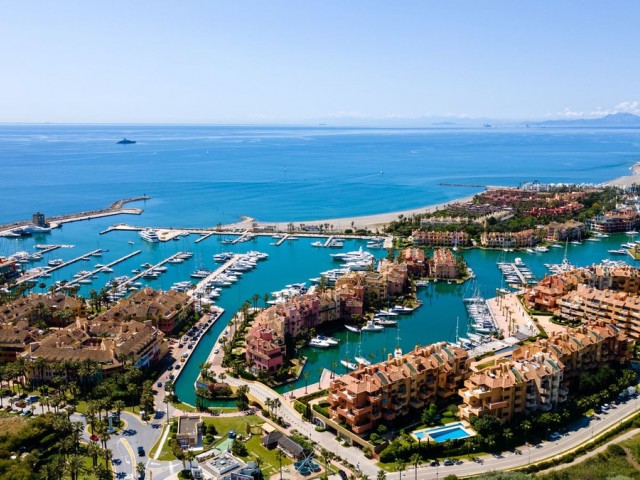 Liikekiinteistö, Sotogrande Costa, R4972942