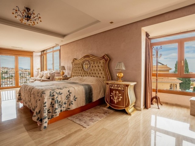 Villa avec 5 Chambres  à Benalmadena Costa