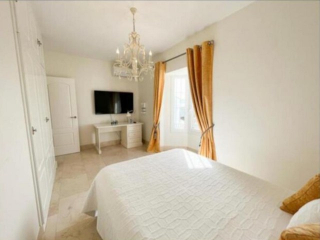 5 Slaapkamer Villa in San Roque
