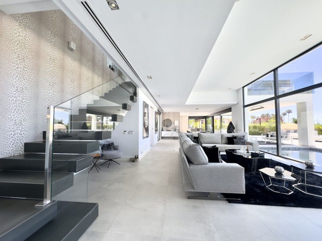 4 Schlafzimmer Villa in Los Monteros