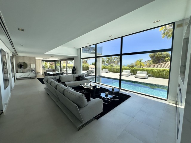 4 Schlafzimmer Villa in Los Monteros