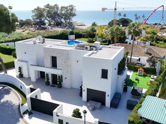 4 Schlafzimmer Villa in Los Monteros